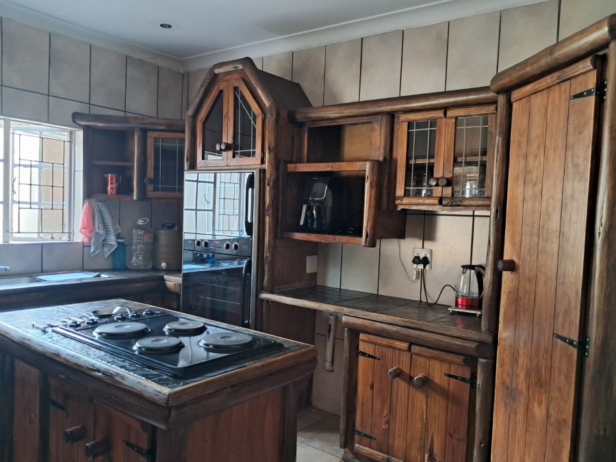 4 Bedroom Property for Sale in Bodorp North West